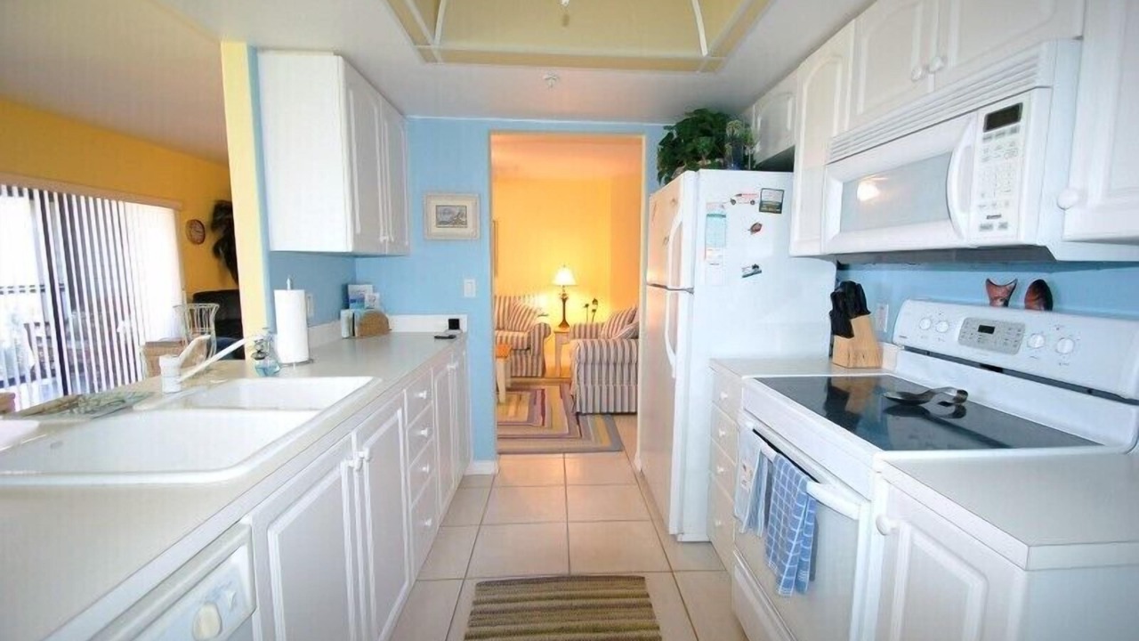 Photo of Kitchen in Pine Island Center