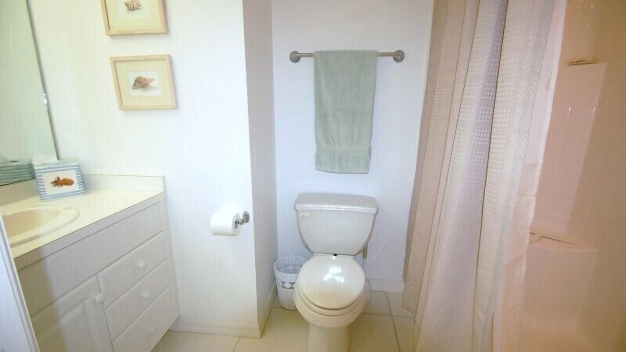 Photo of Bathroom in Pine Island Center