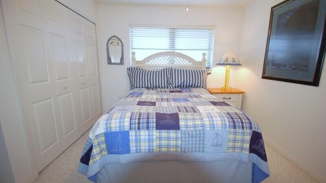 Photo of Bedroom in Pine Island Center