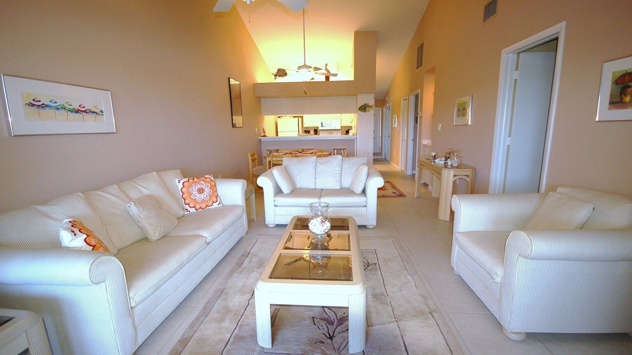 Photo of Livingroom in Bokeelia