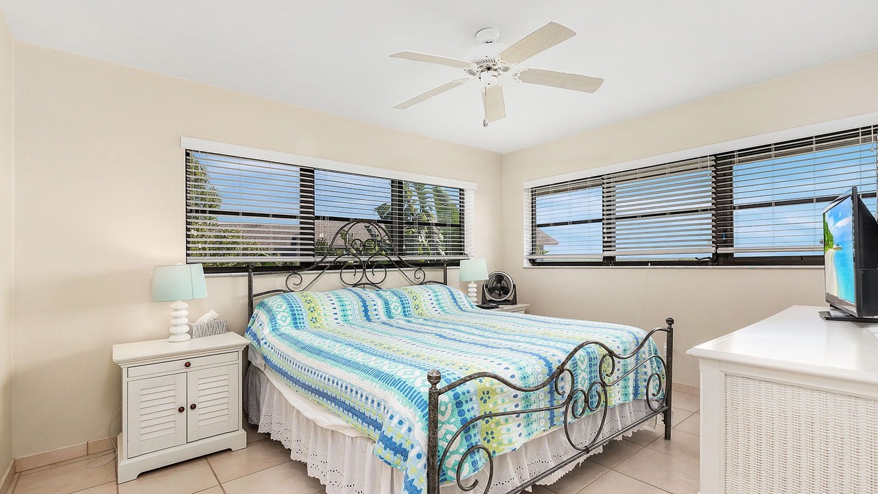 Photo of Bedroom in Pine Island Center