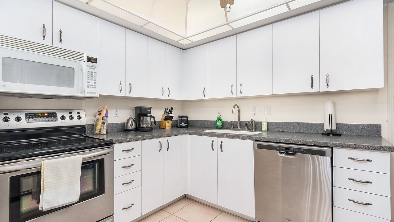 Photo of Kitchen in Pine Island Center