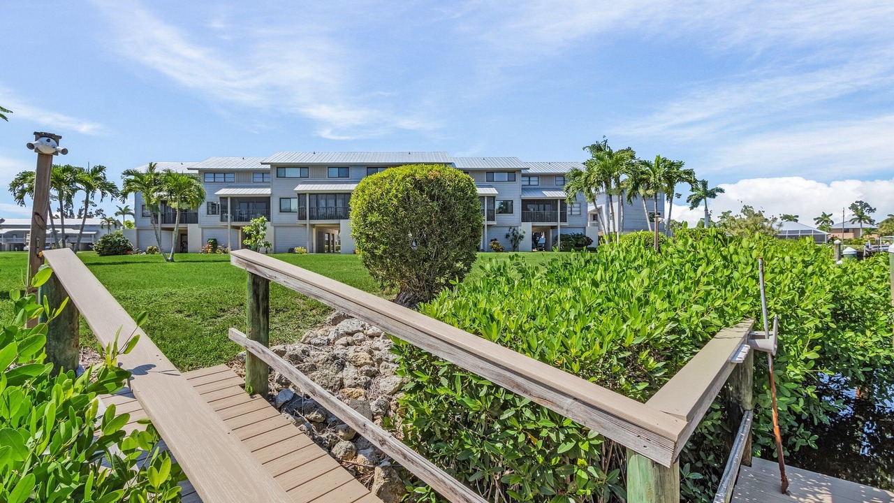 Photo of Outdoor in Pine Island Center