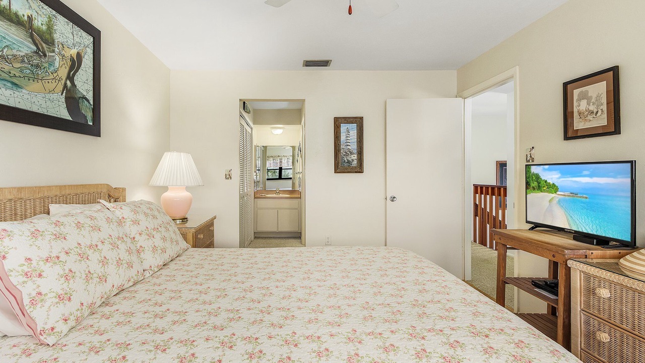 Photo of Bedroom in Pine Island Center