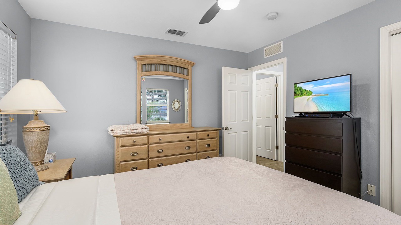 Photo of Bedroom in Pineland