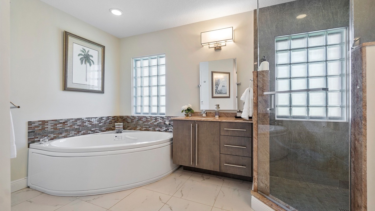 Photo of Bathroom in Singer Island