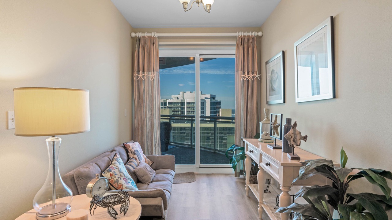 Photo of Livingroom in Daytona Beach