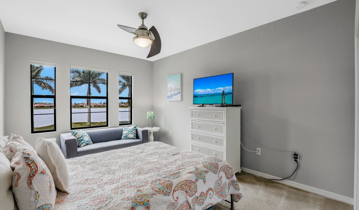 Photo of Bedroom in Naples