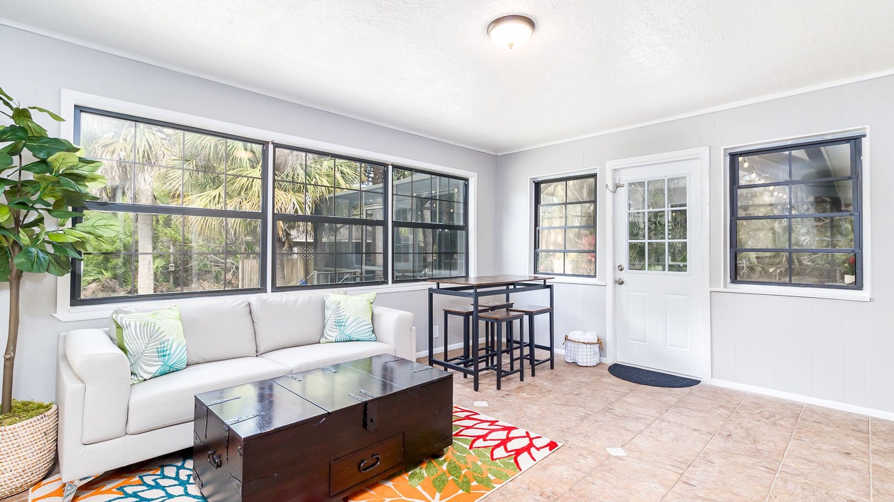 Photo of Livingroom in North Port