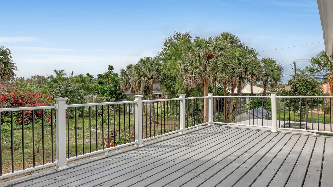 Photo of Patio Balcony in Sebastian Highlands