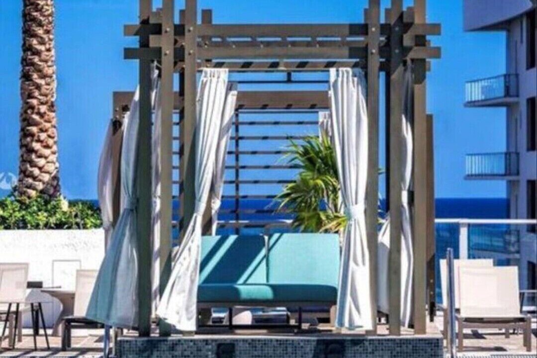 Photo of Outdoor in Hallandale Beach