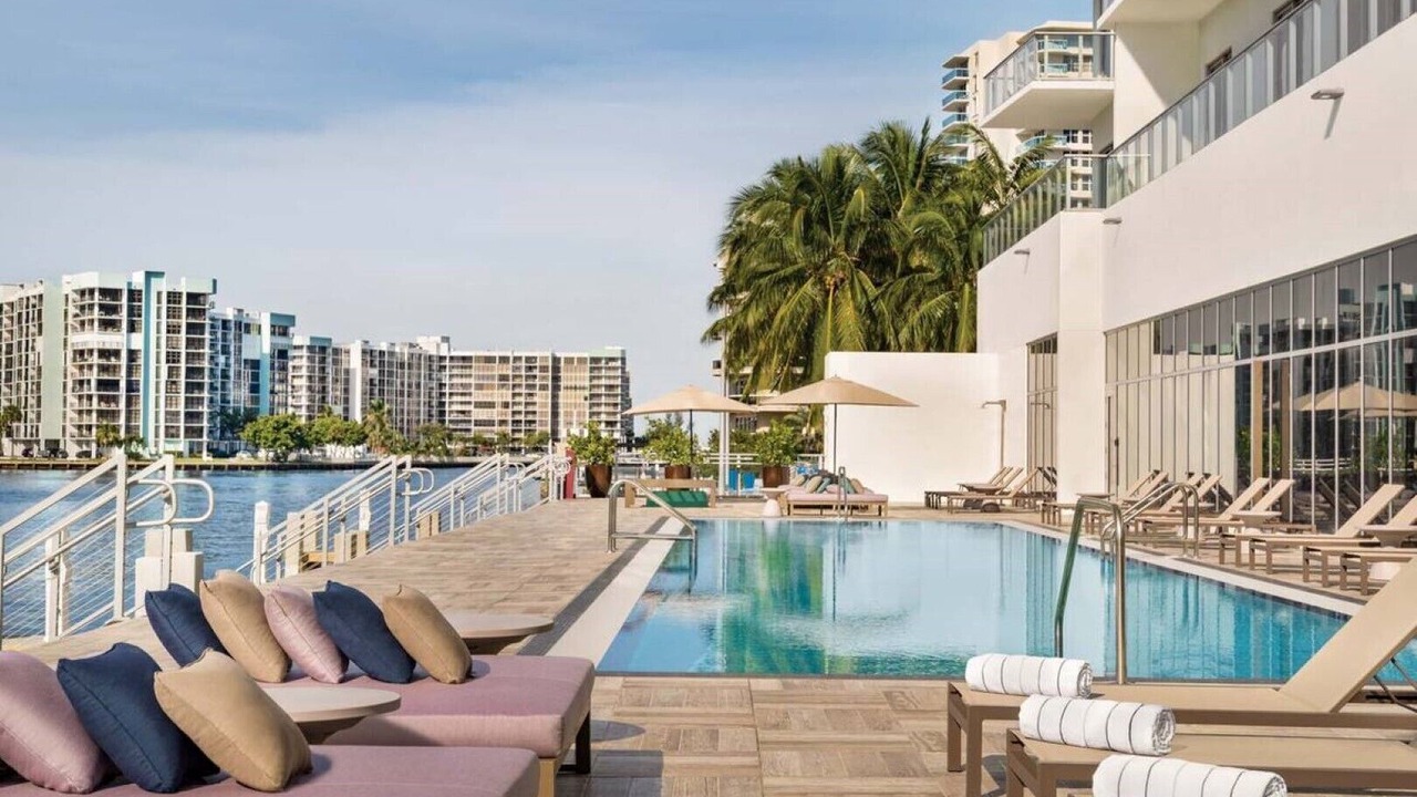 Photo of Outdoor in Hallandale Beach