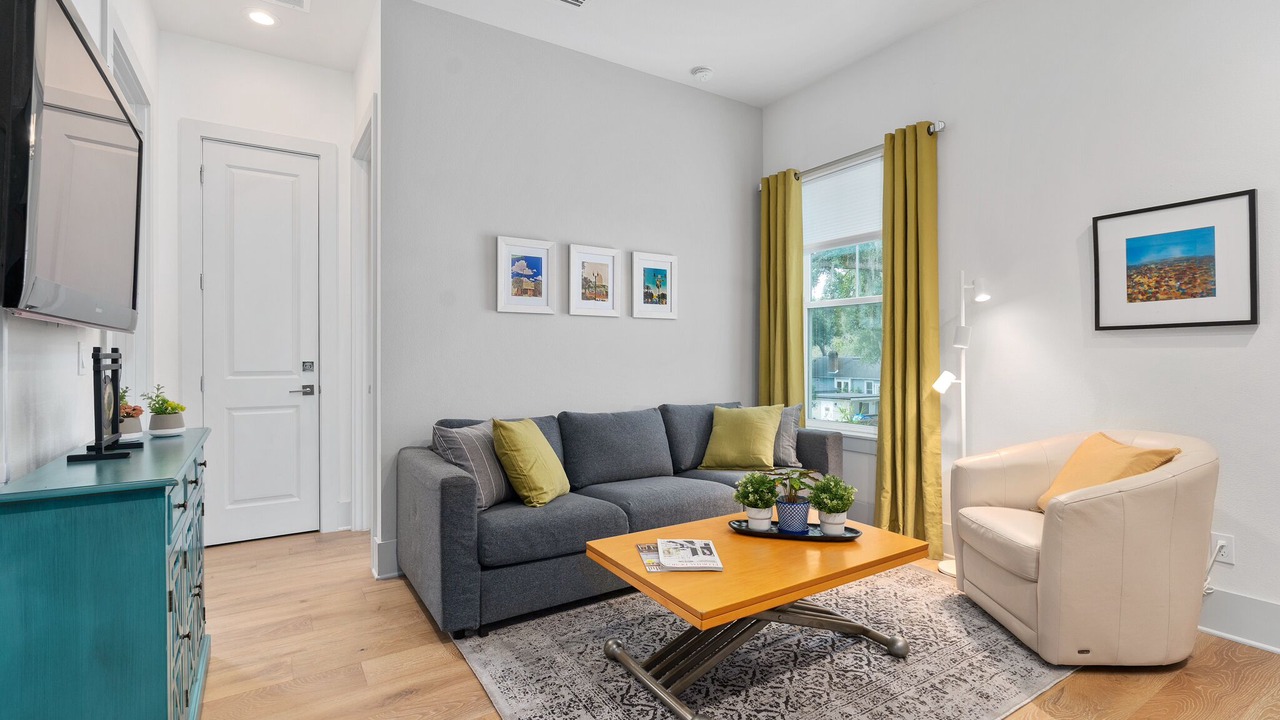 Photo of Livingroom in College Park