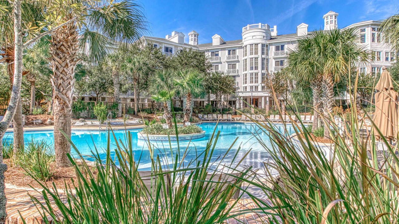 Photo of Outdoor in Baytowne Wharf