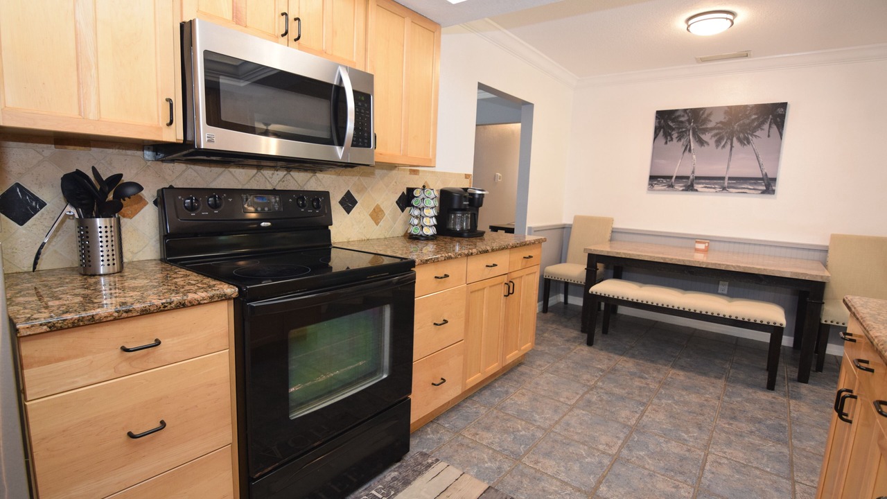 Photo of Kitchen in South Gate Ridge