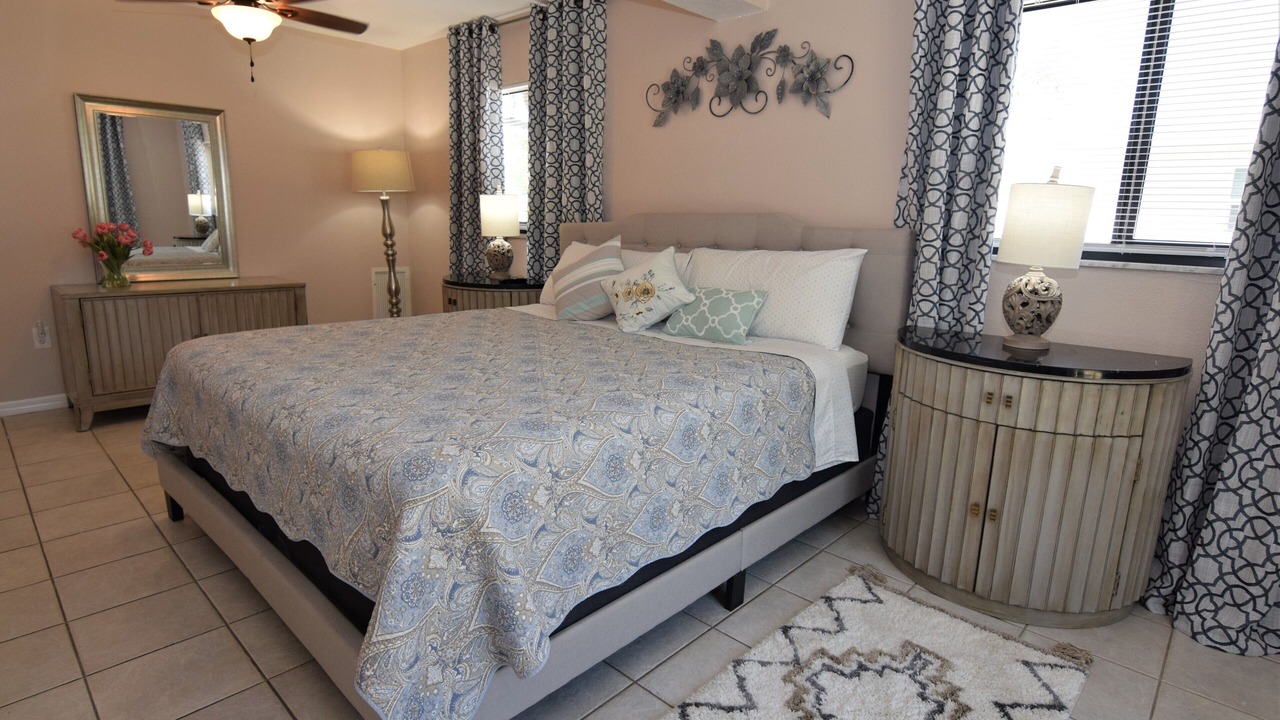 Photo of Bedroom in South Gate Ridge