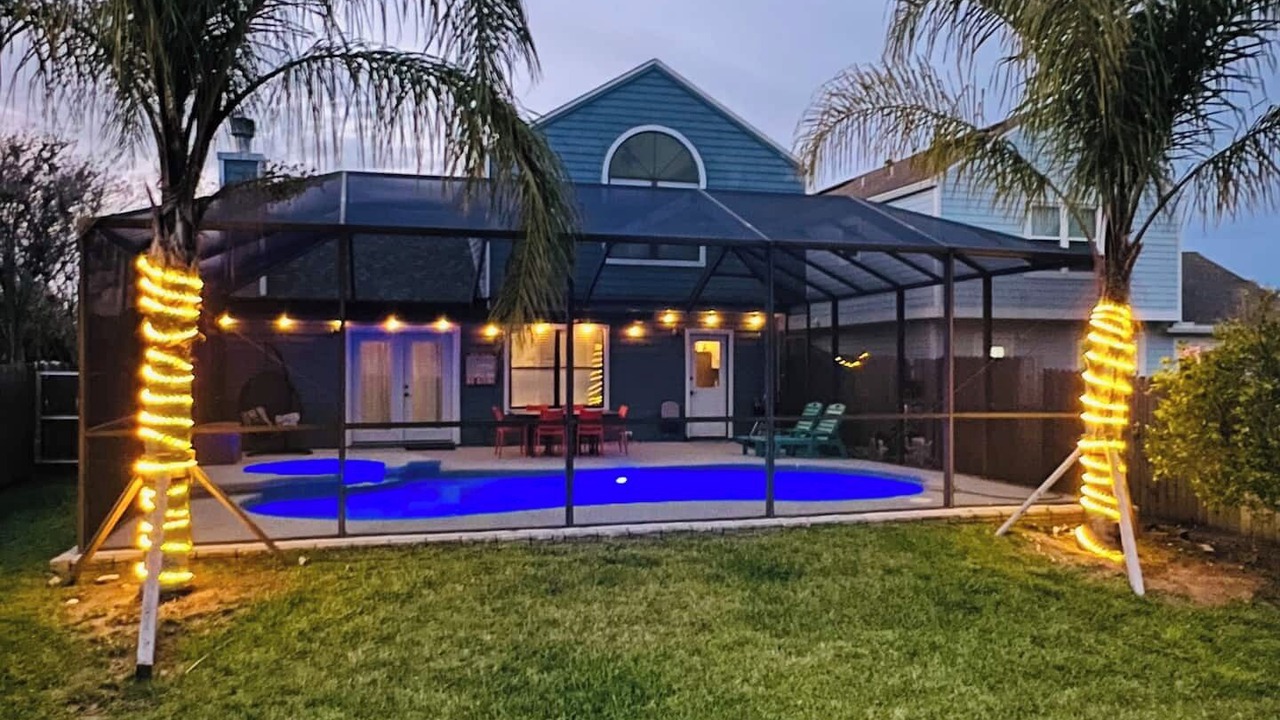 Photo of Outdoor in Dolphin's Cove
