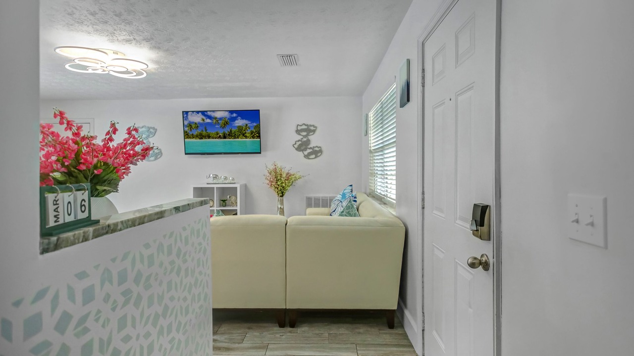 Photo of Livingroom in Orange Park