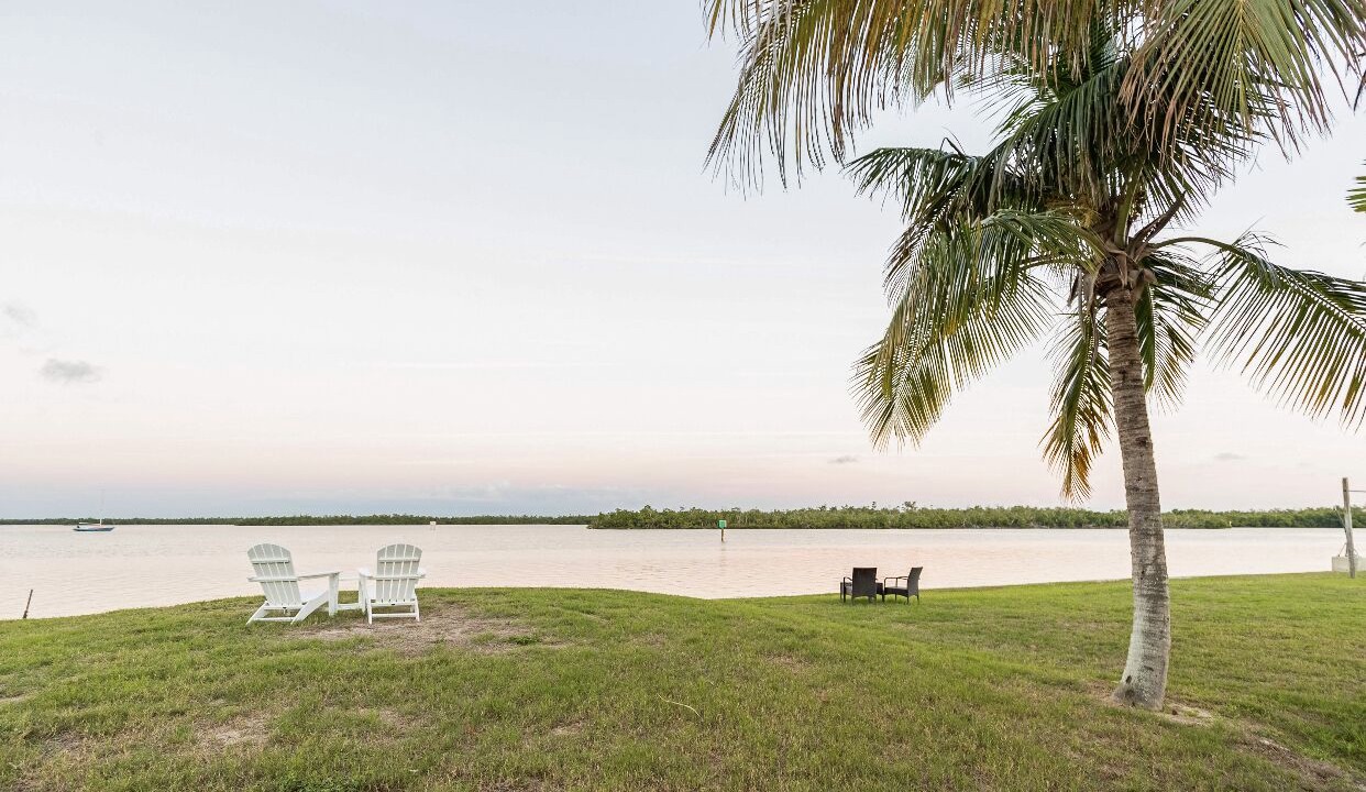 Photo of Outdoor in Naples