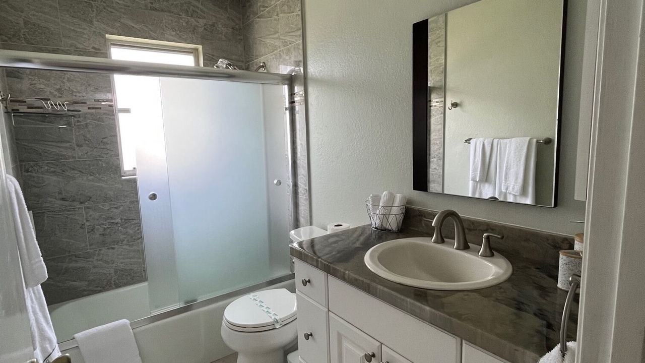 Photo of Bathroom in Oakland Hills