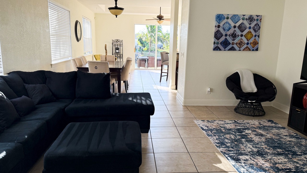 Photo of Livingroom in Fort Myers Shores