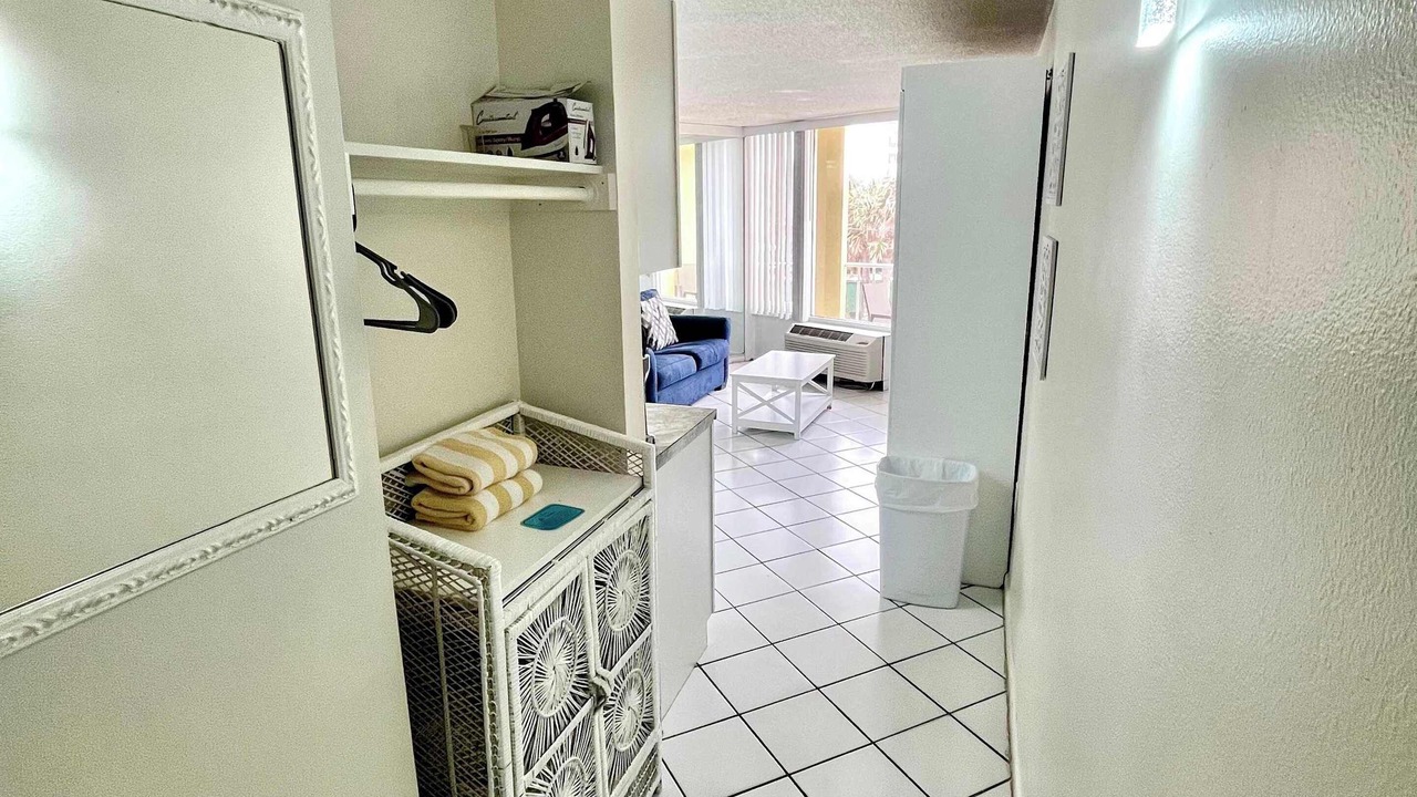 Photo of Livingroom in Ormond Beach