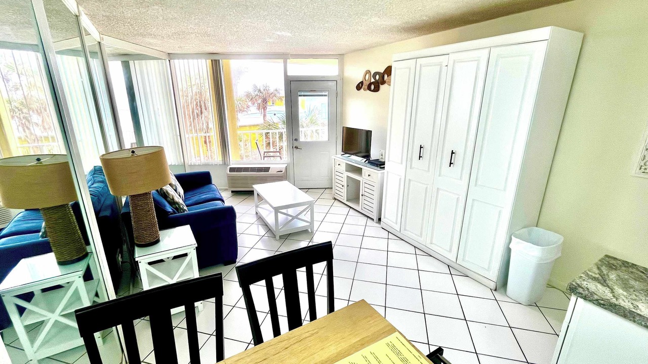 Photo of Livingroom in Ormond Beach