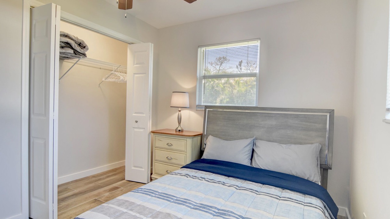 Photo of Bedroom in Saint James City
