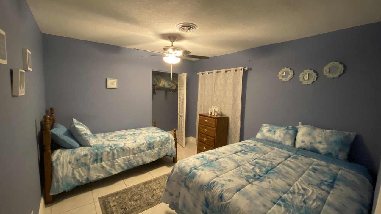 Photo of Bedroom in Coral Springs