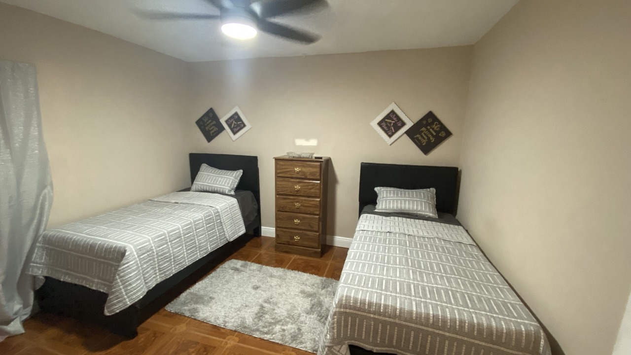 Photo of Bedroom in Coral Springs