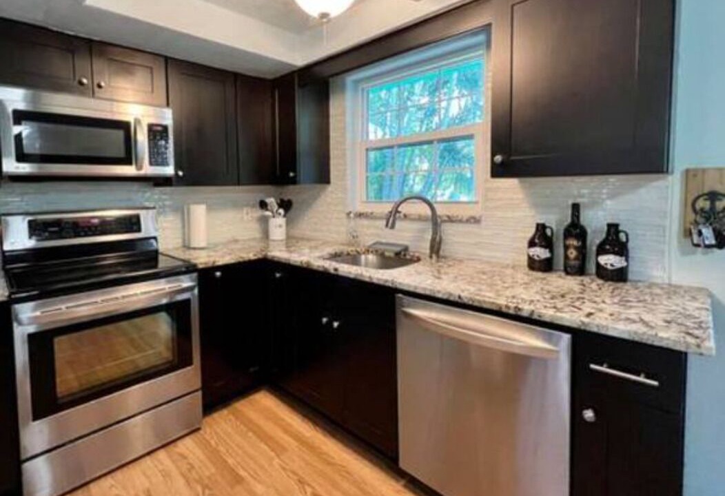 Photo of Kitchen in Lake Shore Estates
