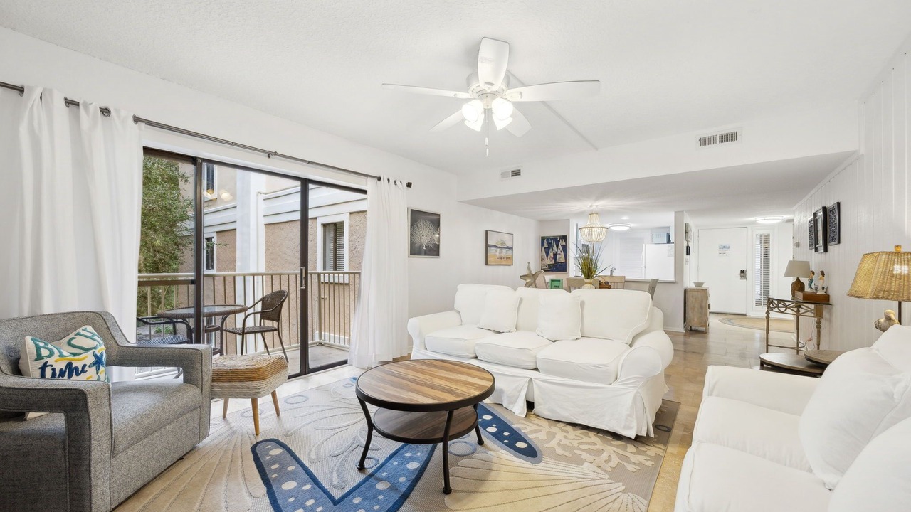 Photo of Livingroom in Fernandina Beach