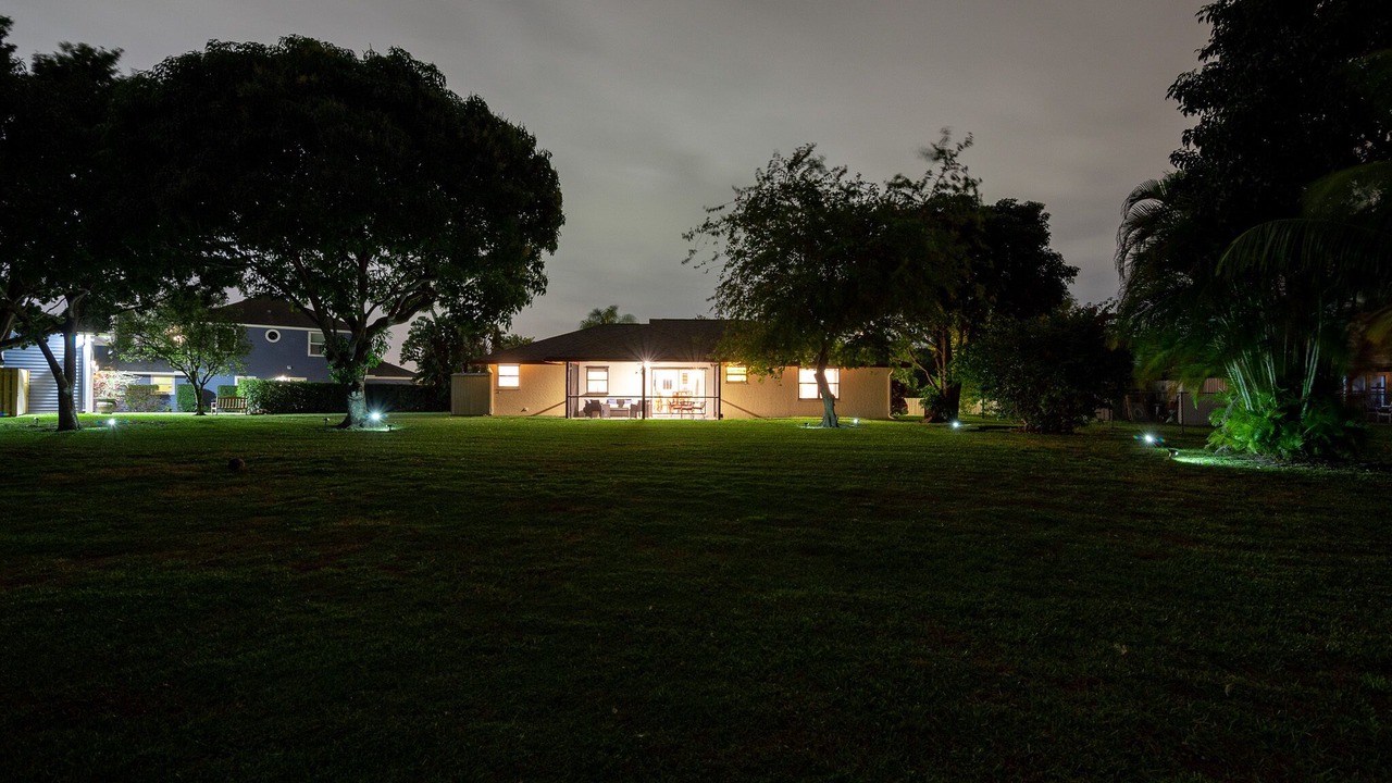 Photo of Outdoor in Royal Palm Beach