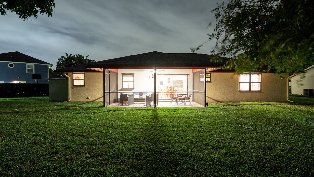 Photo of Outdoor in Royal Palm Beach
