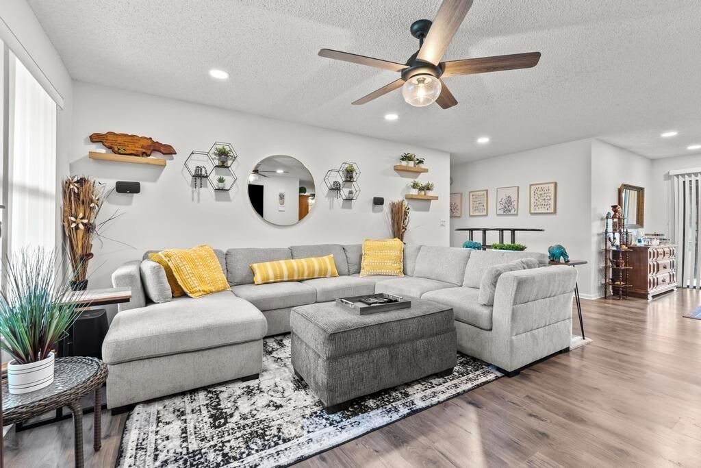 Photo of Livingroom in Royal Palm Beach