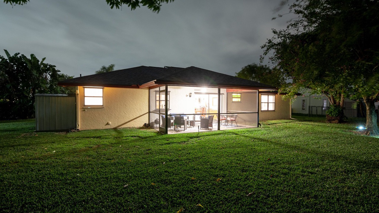 Photo of Outdoor in Royal Palm Beach