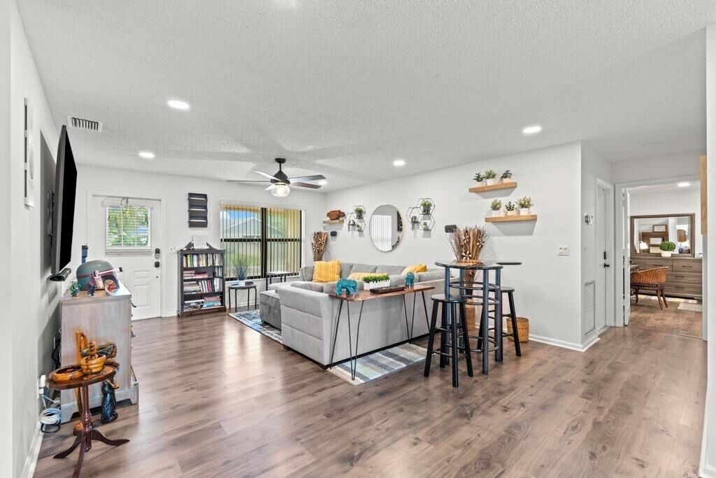 Photo of Livingroom in Royal Palm Beach
