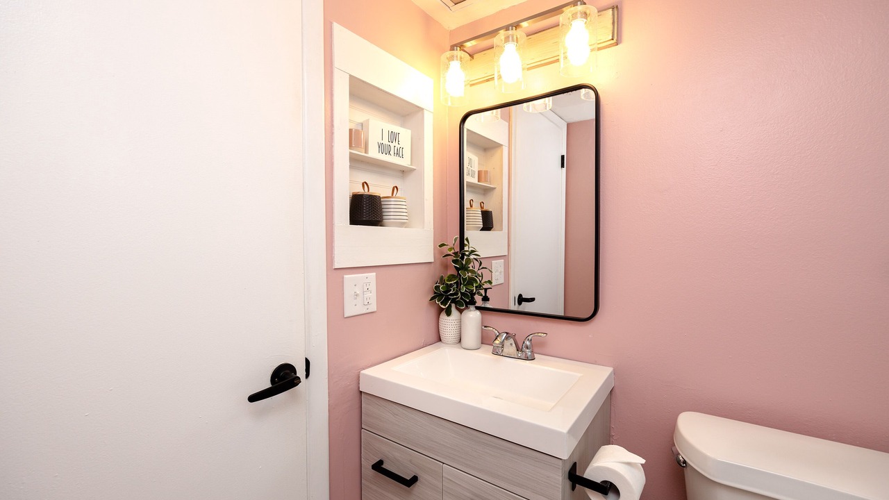 Photo of Bathroom in Jasmine Estates