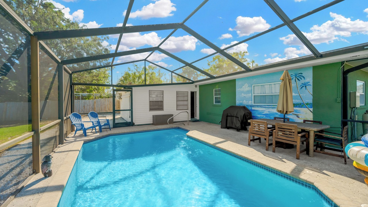 Photo of Outdoor in Gulf Gate Estates