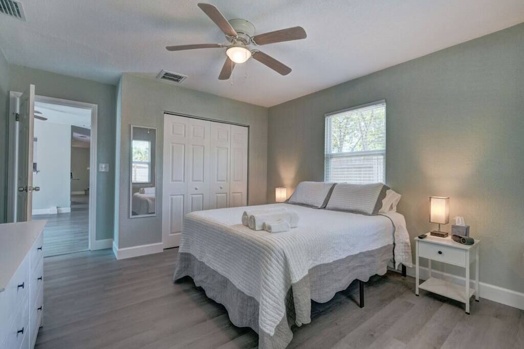 Photo of Bedroom in Pinellas Park