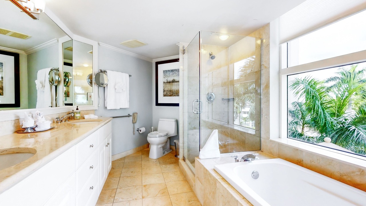 Photo of Bathroom in Marco Island