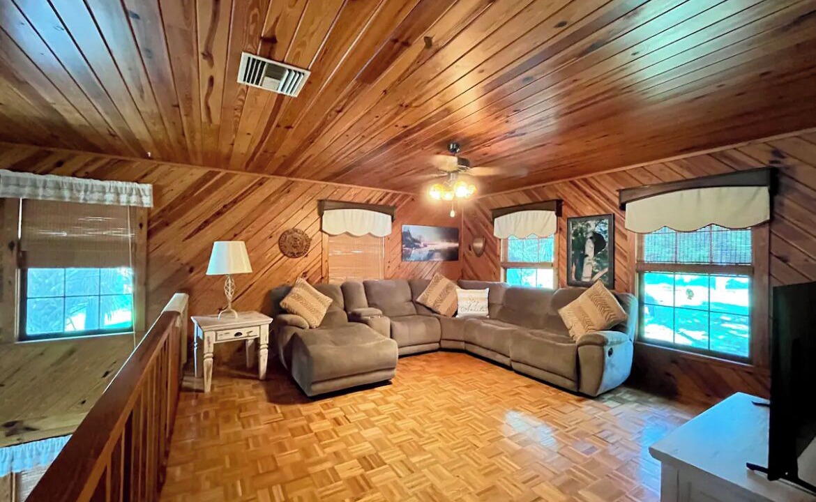 Photo of Bedroom in Silver Springs