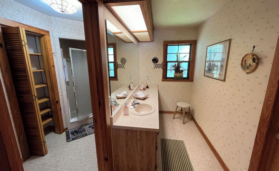 Photo of Bathroom in Silver Springs