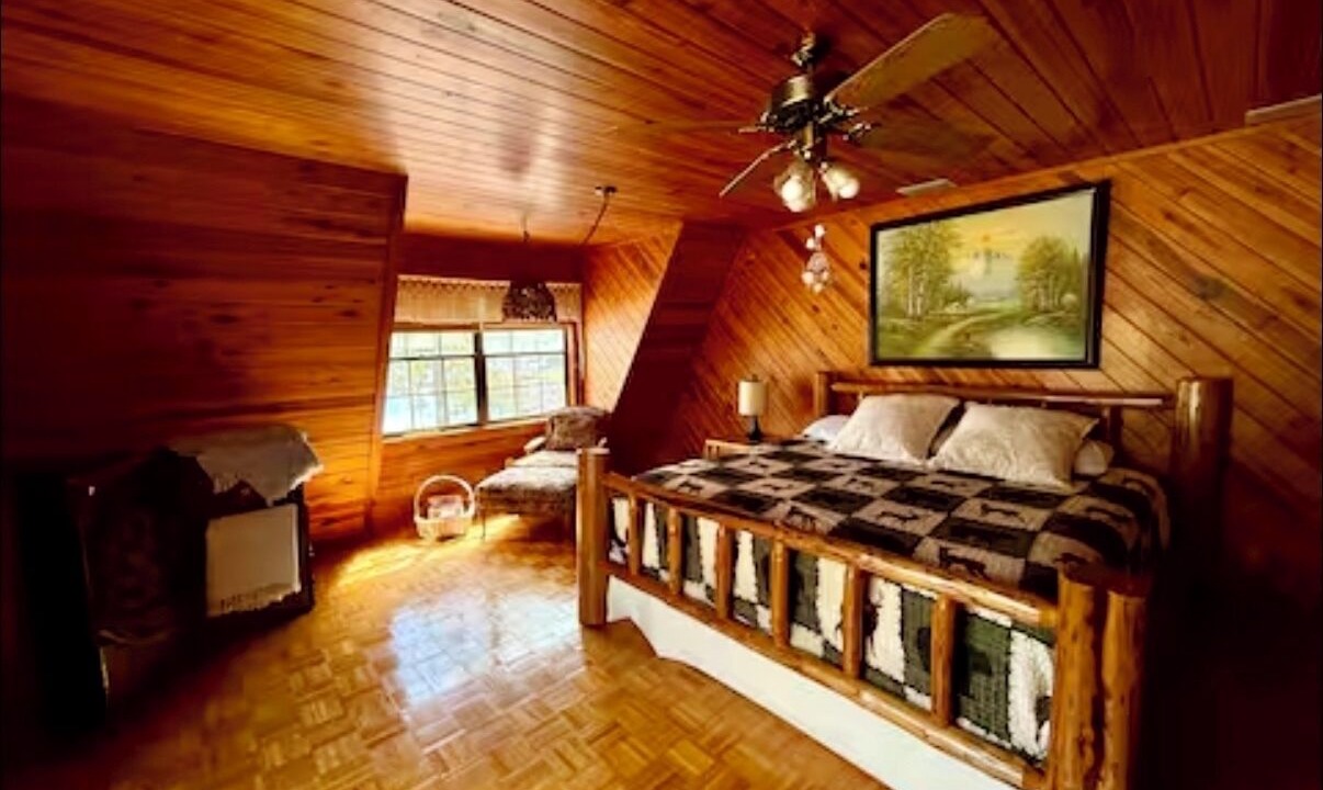 Photo of Bedroom in Silver Springs