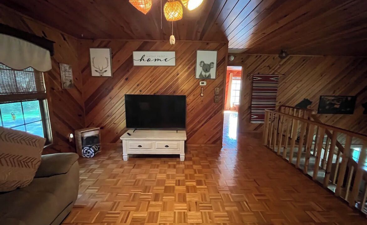 Photo of Bedroom in Silver Springs