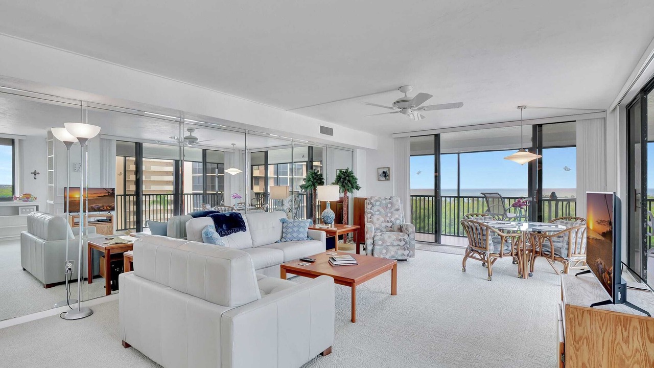 Photo of Bedroom in Vanderbilt Beach