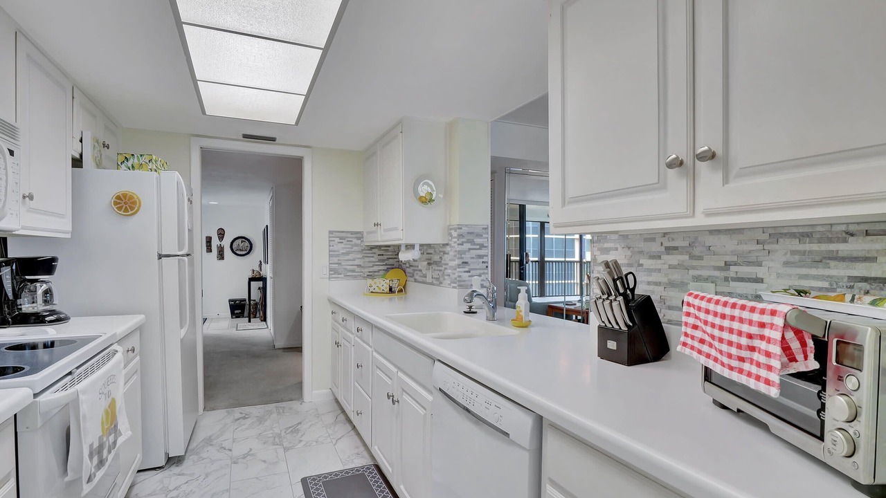 Photo of Bedroom in Vanderbilt Beach