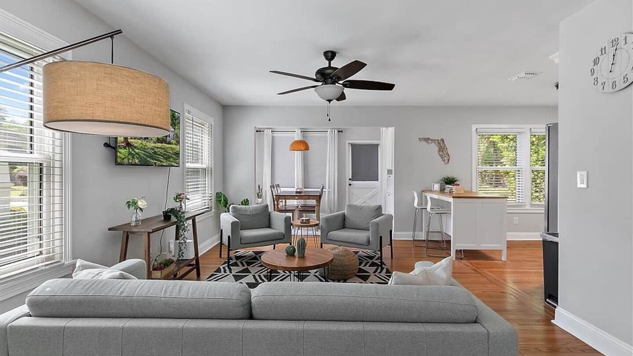 Photo of Livingroom in Avondale