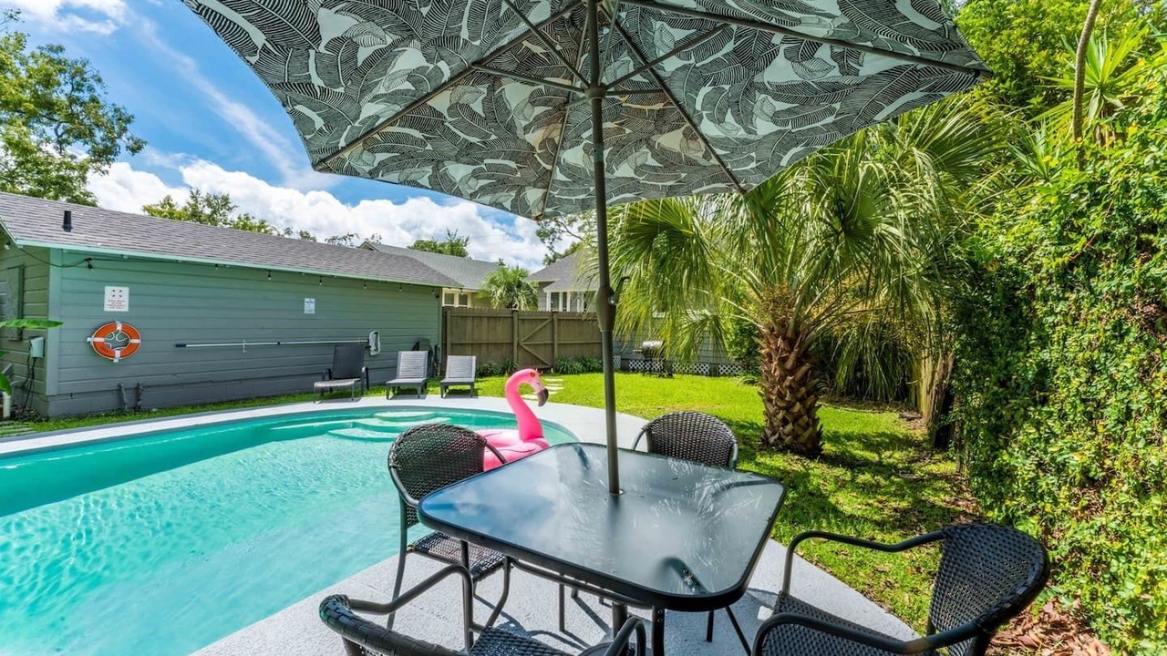 Photo of Outdoor in Avondale