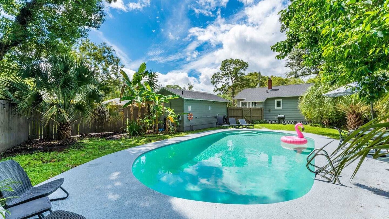 Photo of Outdoor in Avondale